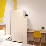 Good Energy Homestay Alicante